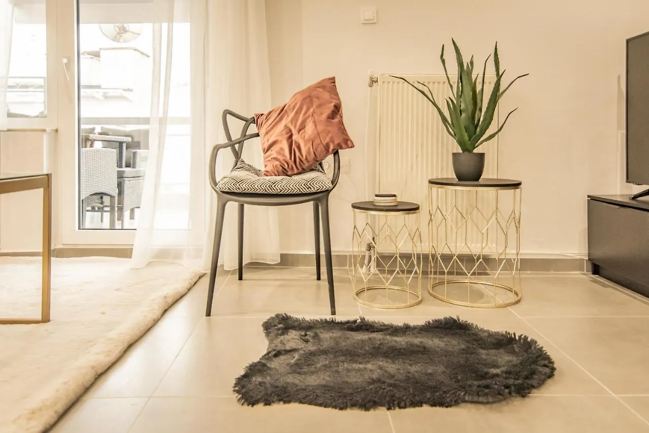 Apollo'S Apartment On Radio City Midas Home Thessaloniki