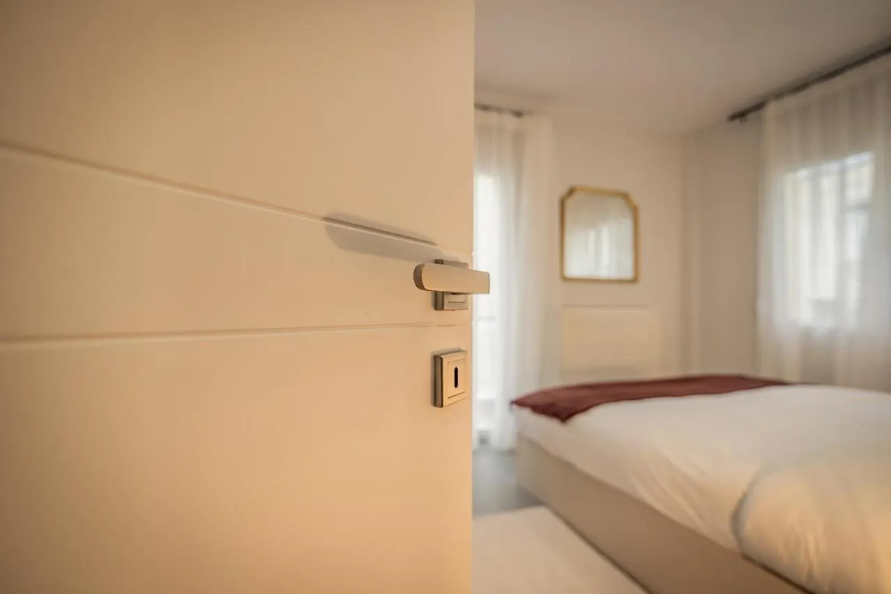 Apollo'S Apartment On Radio City Midas Home Thessaloniki 0*,