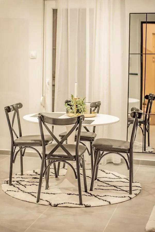 Apollo'S Apartment On Radio City Midas Home Thessaloniki
